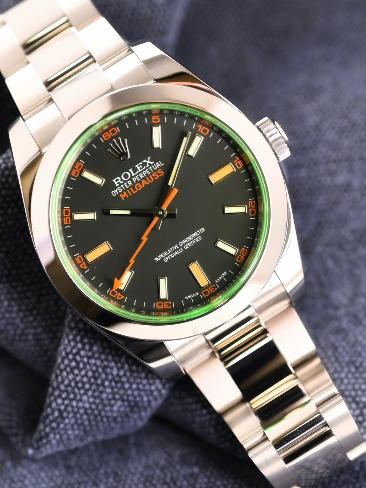 ROLEX 116400GV Milgauss , Black Dial , Smooth Bezel , 40mm