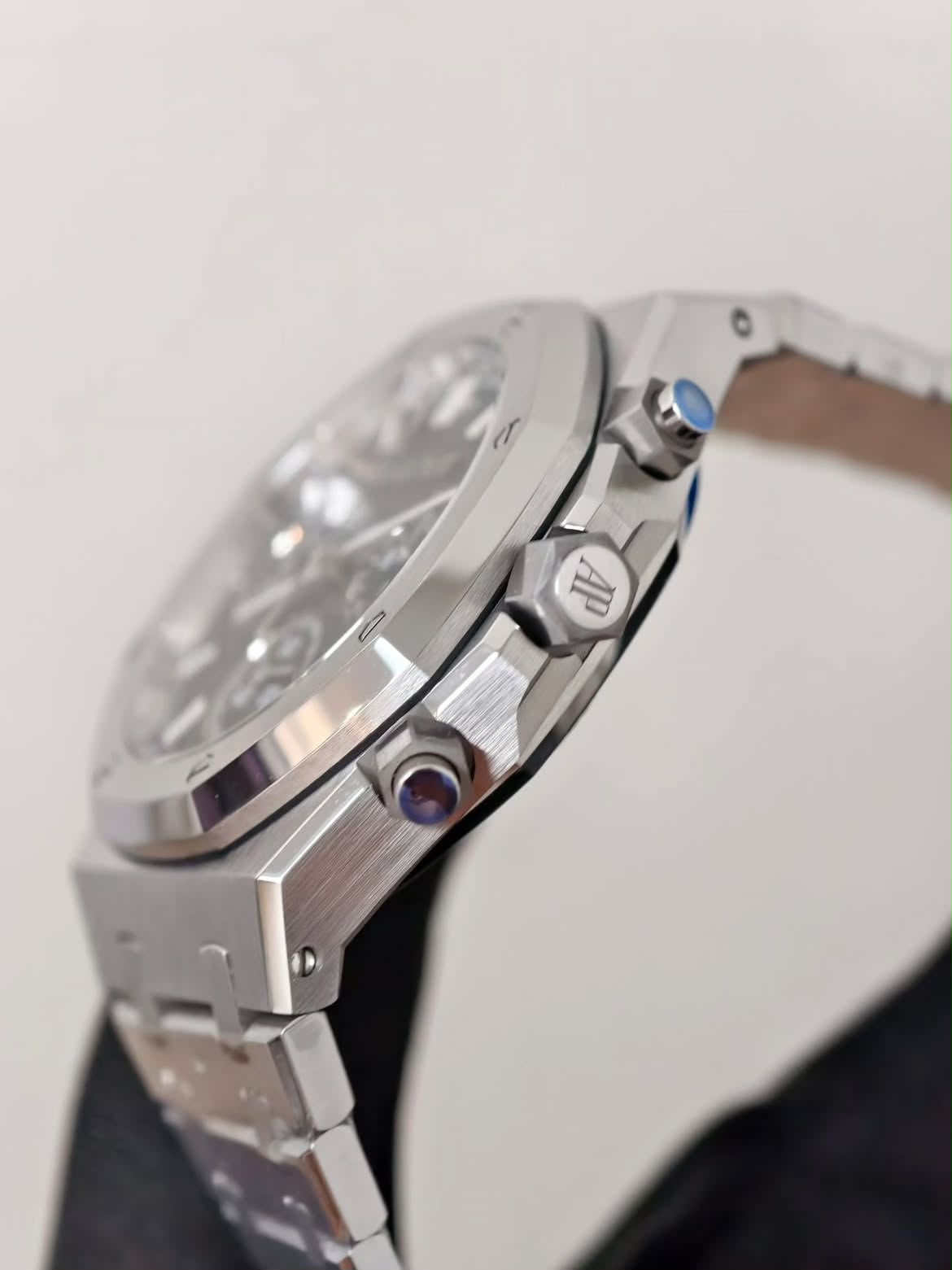 AUDEMARS PIGUET 26240 5