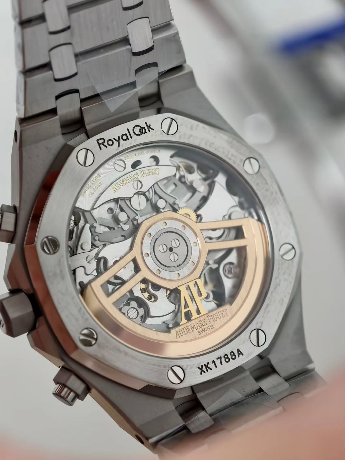 AUDEMARS PIGUET 26240 8
