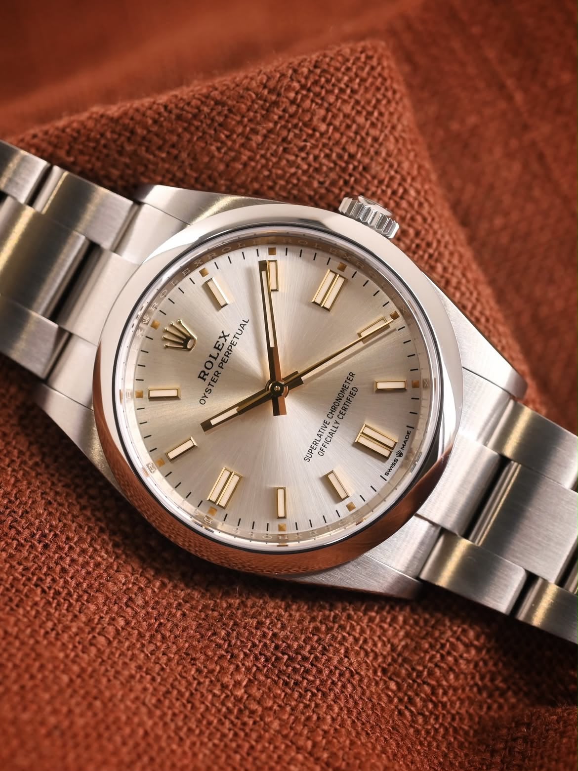 ROLEX 126000 Oyster Perpetual Steel , Silver Dial , Smooth Bezel , 36mm