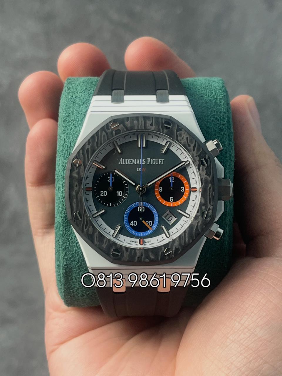 Royal Oak Chronograph x DIW , Grey Dial , Carbon Bezel , 42mm
