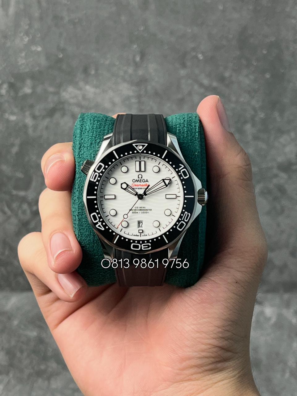 Seamaster Diver 300m , White Dial , Ceramic Bezel , 42mm