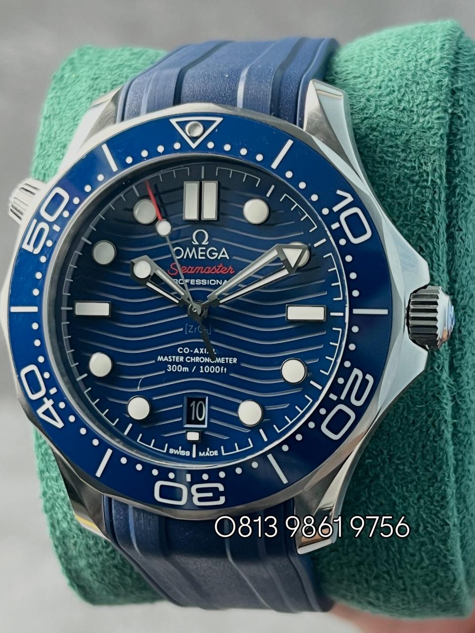 OMEGA 210.30.42.20.03.001 2