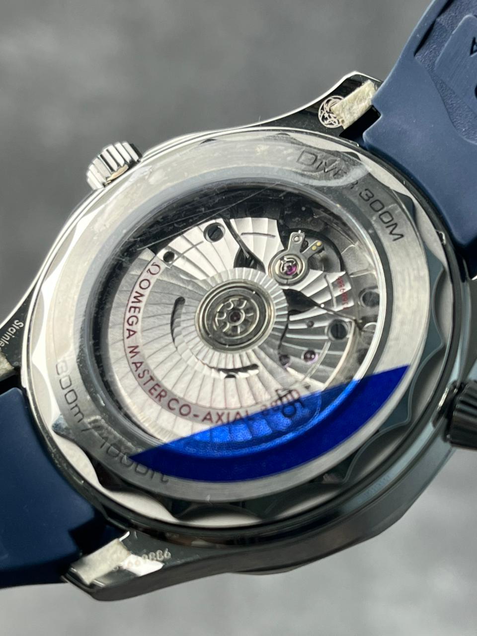OMEGA 210.30.42.20.03.001 6