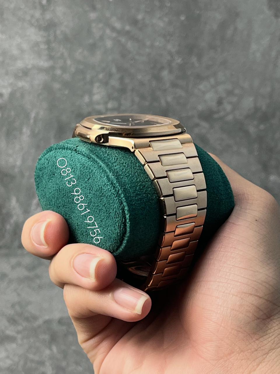 PATEK PHILIPPE 5711/1R 4