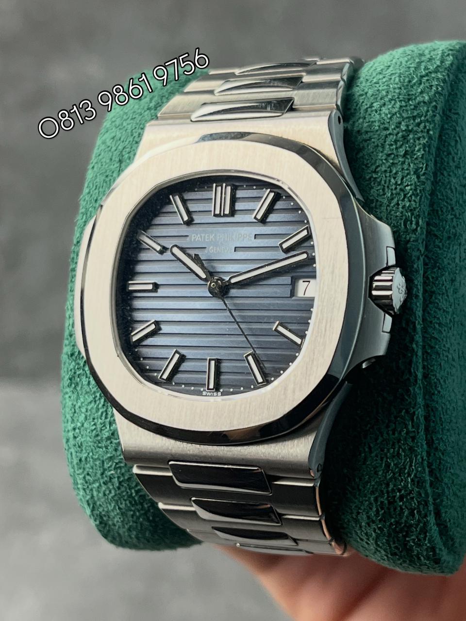 PATEK PHILIPPE 5711 2