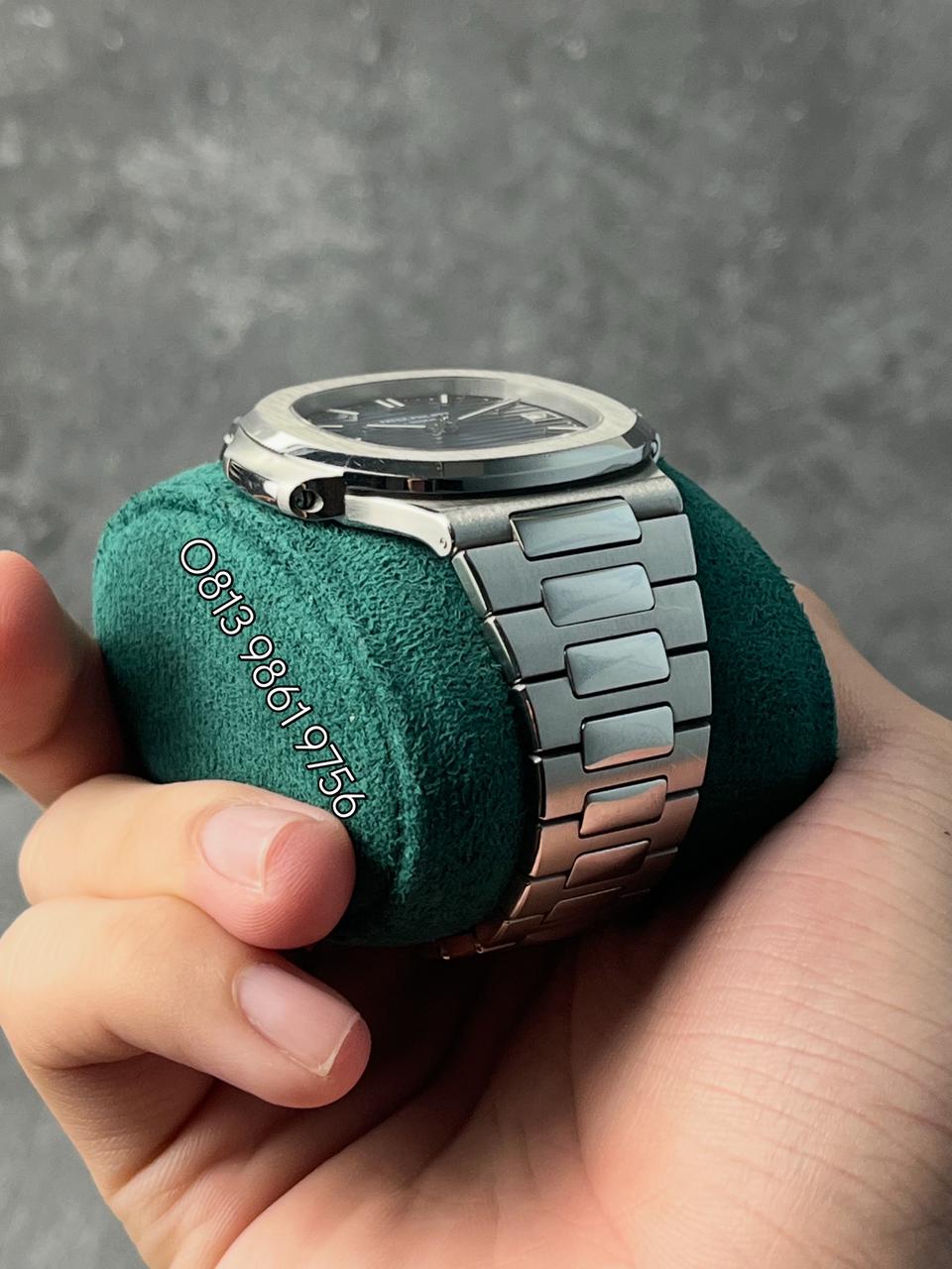 PATEK PHILIPPE 5811 4