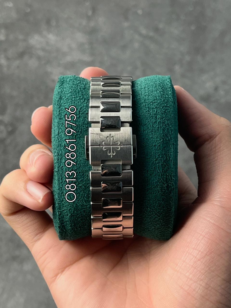 PATEK PHILIPPE 5811 5