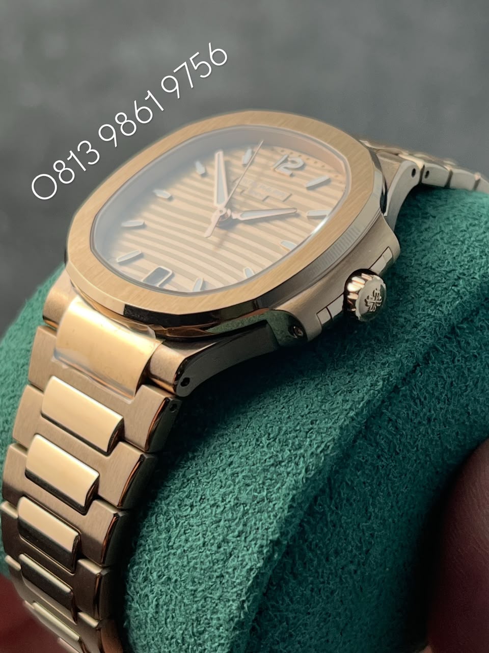 PATEK PHILIPPE 7118/1R-010 3