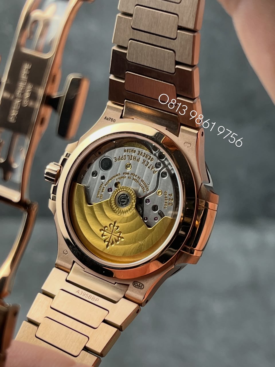 PATEK PHILIPPE 7118/1R-010 7