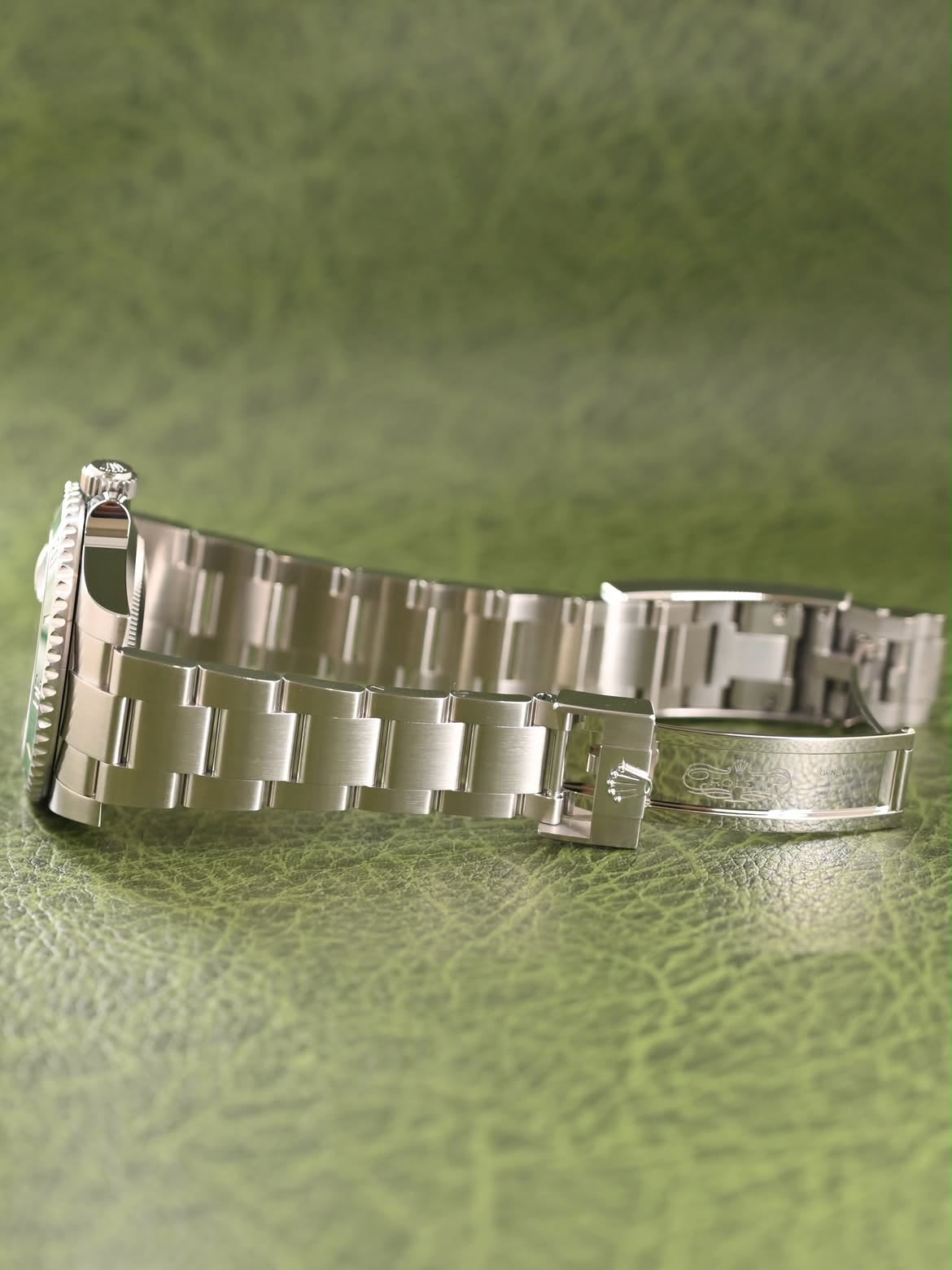 ROLEX 116610LV 3