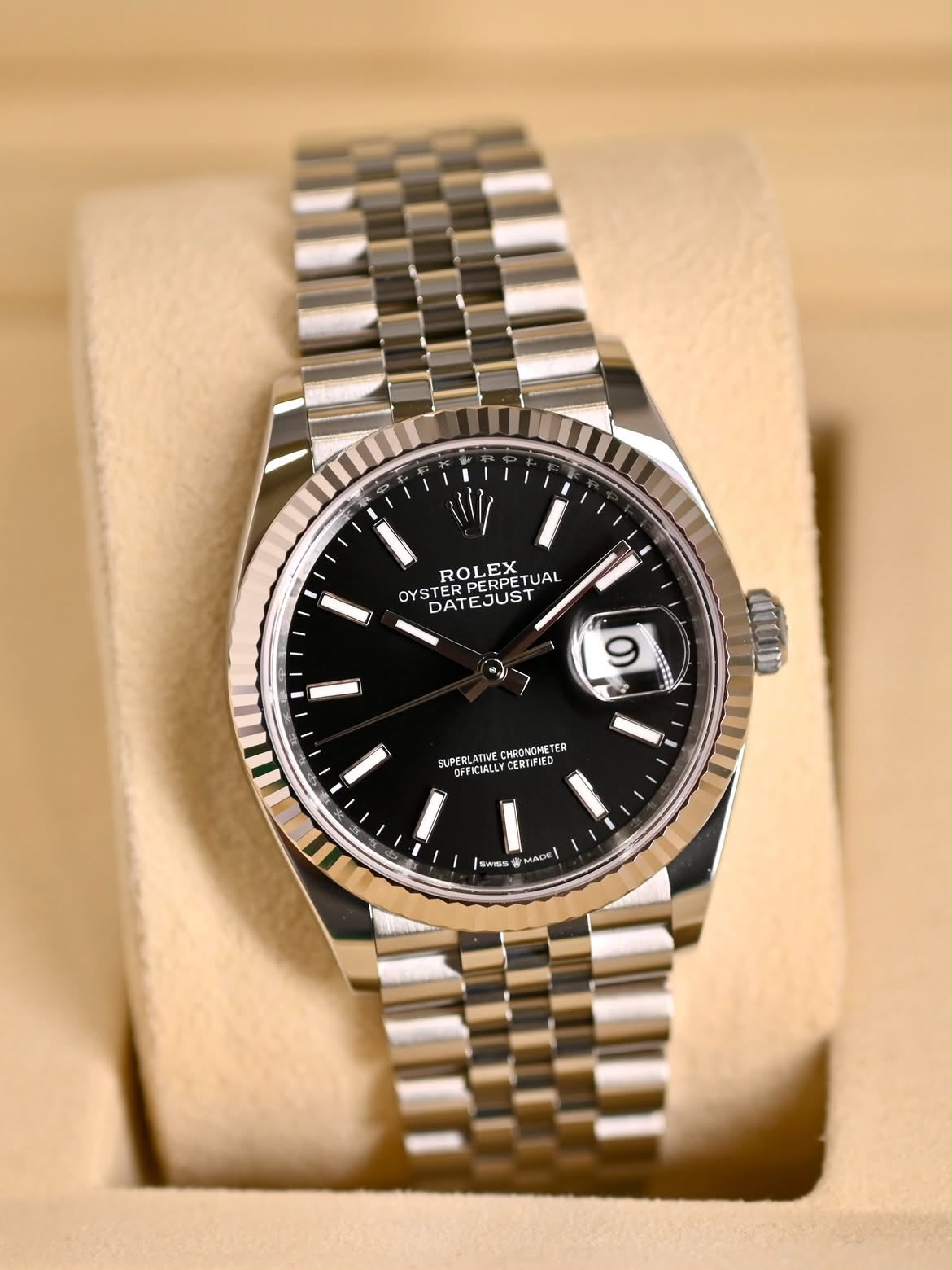 ROLEX 126234 Datejust Steel , Black Dial , Fluted Bezel , 36mm