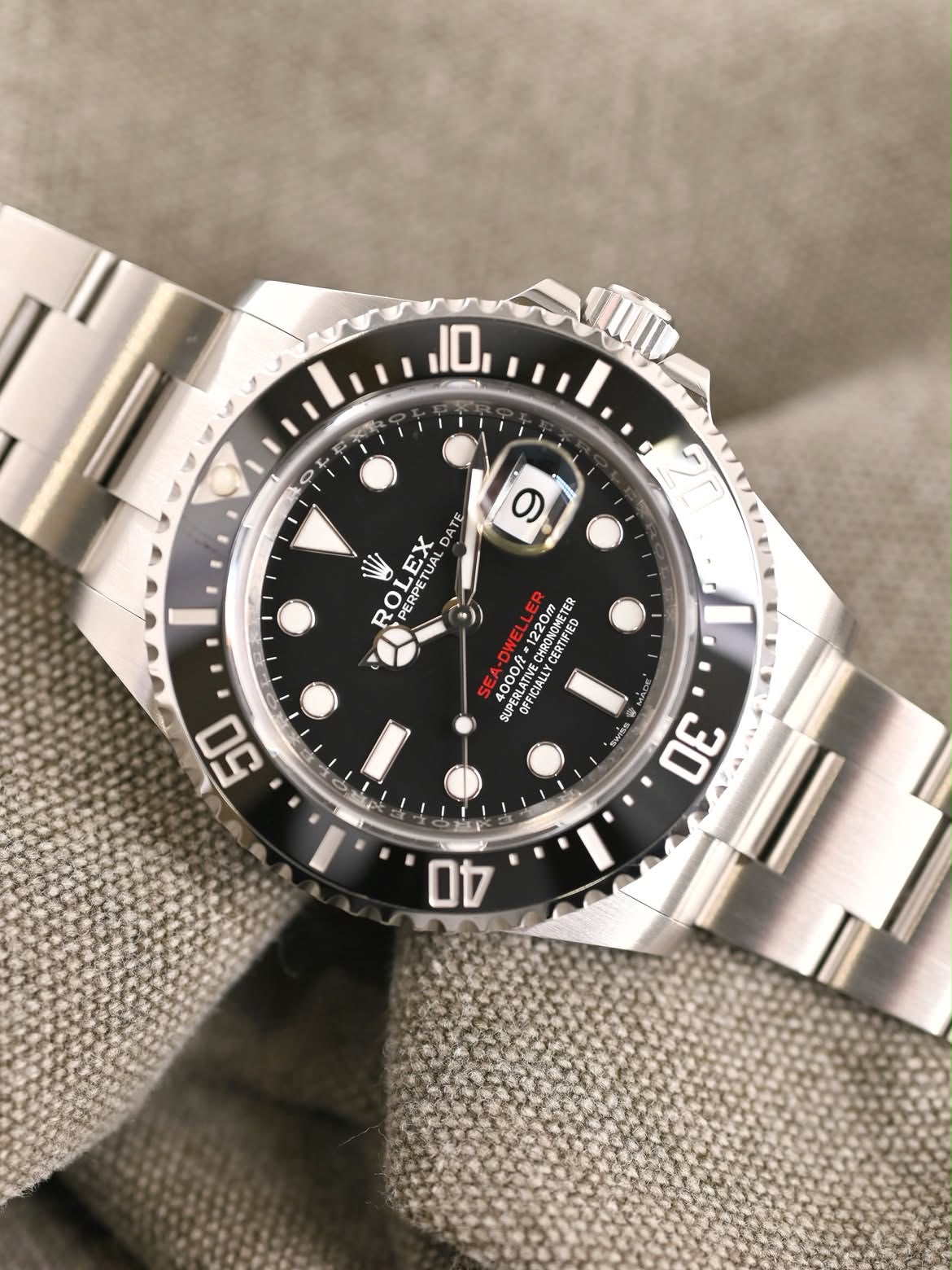 ROLEX 126600 Sea-Dweller , Black Dial , Ceramic Bezel , 43mm
