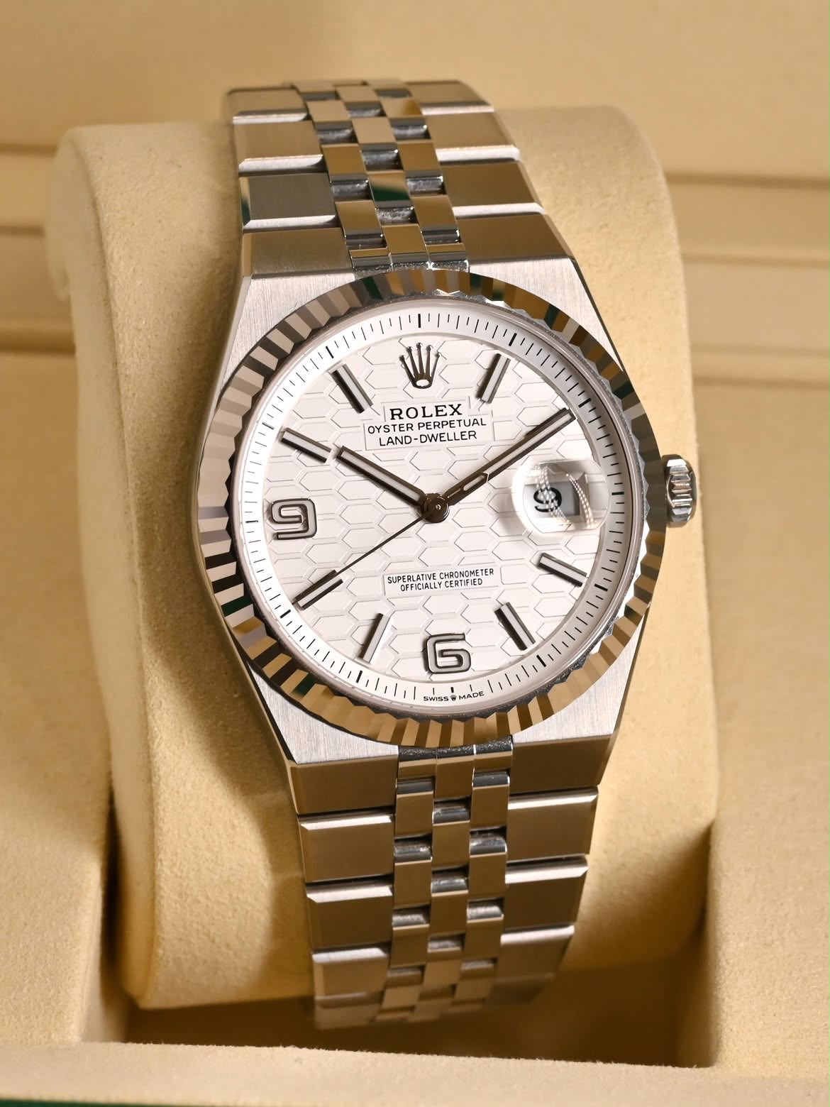 ROLEX 127334 Land Dweller Steel , White Dial , Fluted Bezel , 40mm