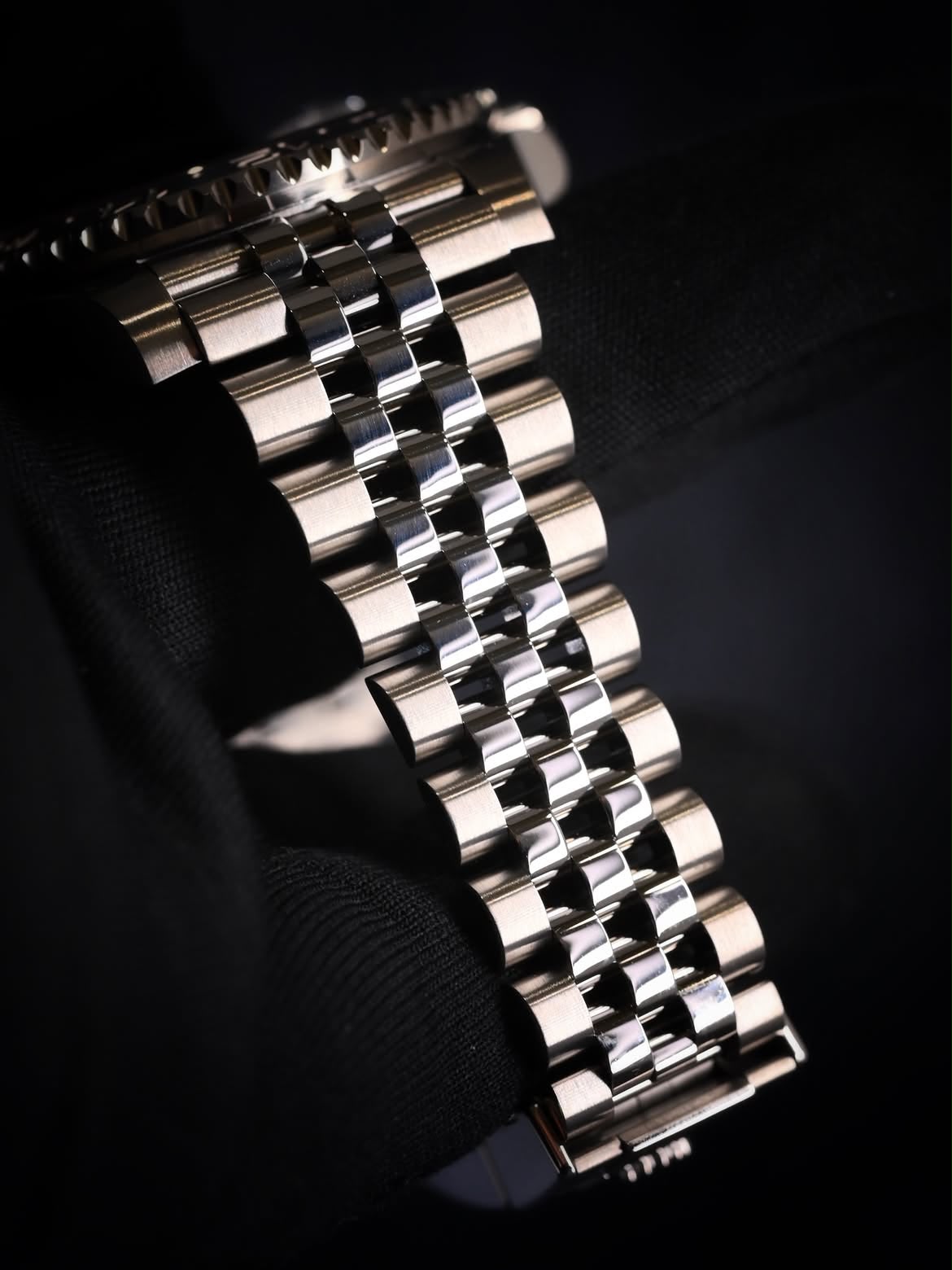 ROLEX 126710GRNR 4